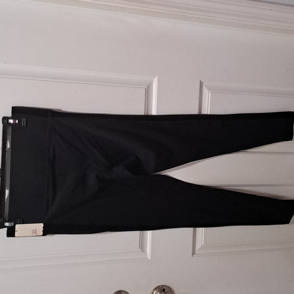 Cut The Frills Leggings with Velvet Side Stripes - Picture 5 of 9